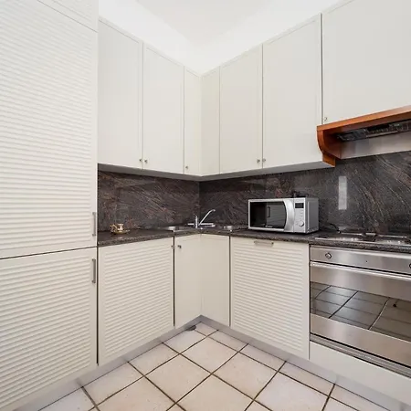 De Vivo Realty - Marea Suite Sorrento