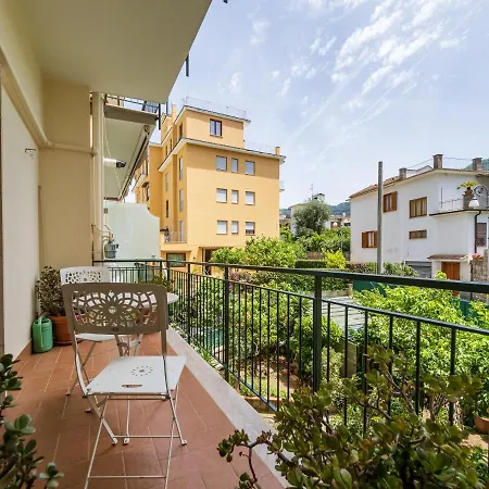 De Vivo Realty - Marea Suite Sorrento
